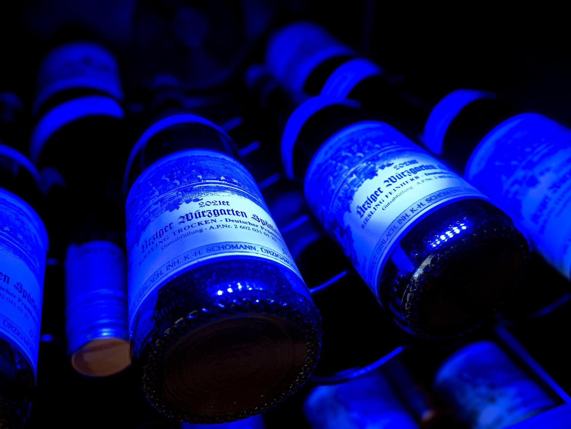 Weingut / Gaestehaus Gerlach Юрциґ Екстер'єр фото