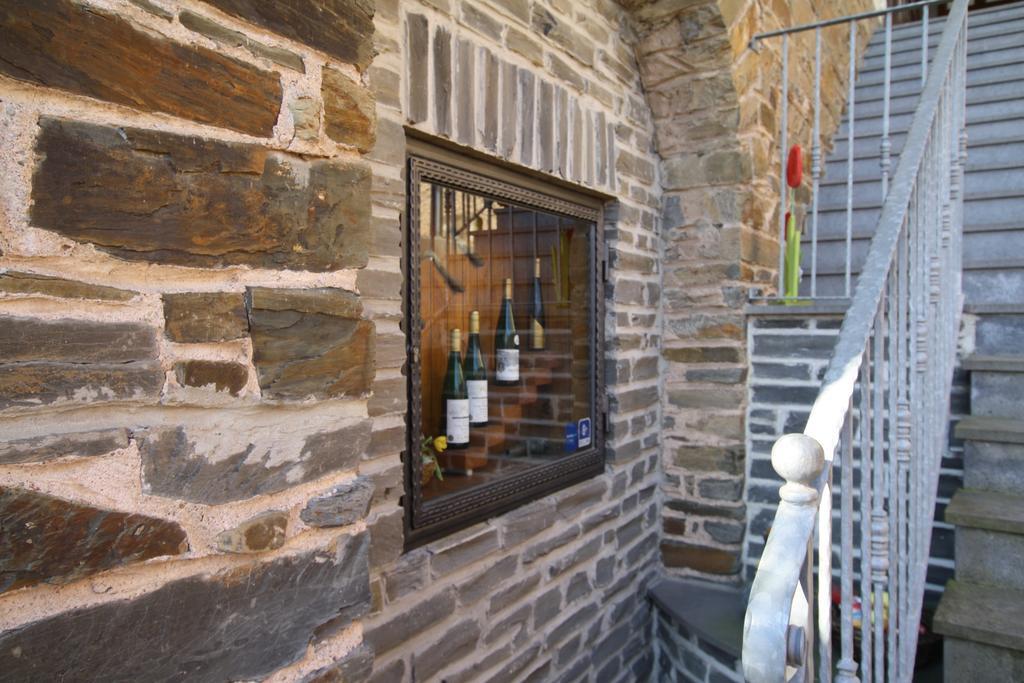 Weingut / Gaestehaus Gerlach Юрциґ Екстер'єр фото